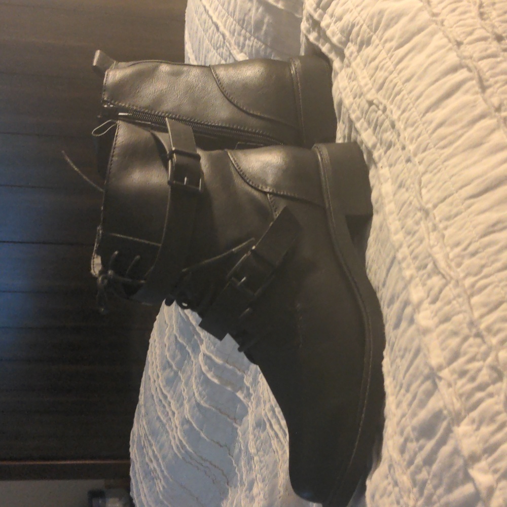 Torrid boots